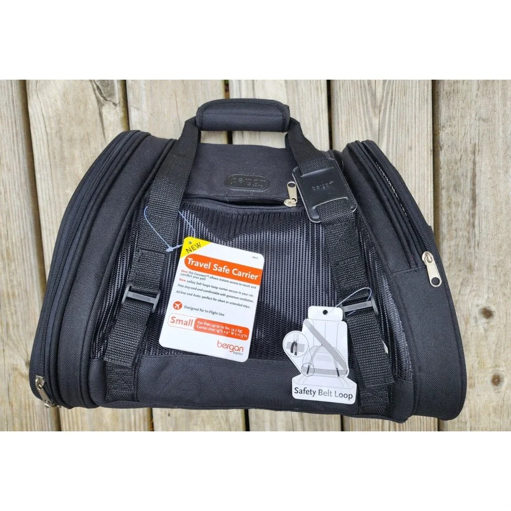 Pet Travel Safe Carrier Bag Small 16x9x11.5 NEW with Tags Planes Cars Trip